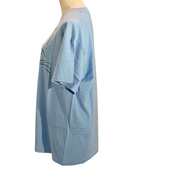 Delta Pro Weight Cat Face Graphic T-Shirt Sky Blue Women size L NWT - Picture 3 of 11